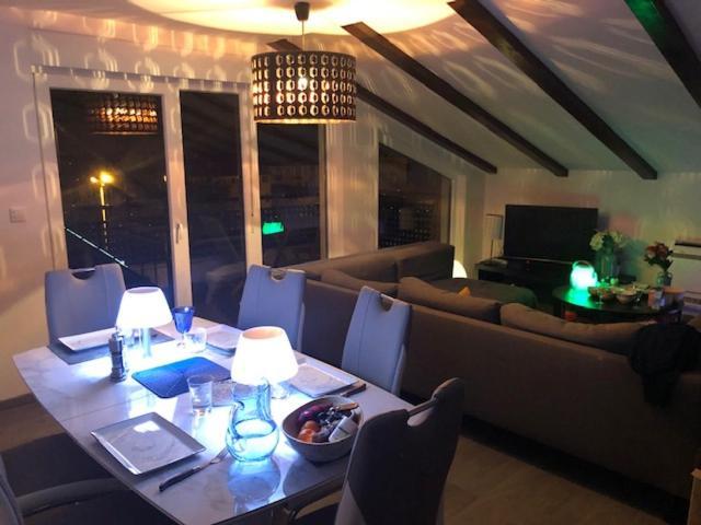 메덜린 Penthouse Exceptional Sea View 아파트 외부 사진